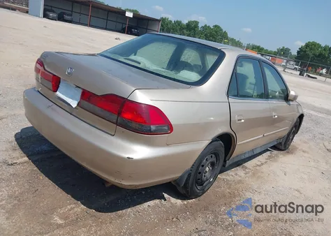 2001 Honda Accord 2.3 Lx из США, поврежденный, VIN 1HGCG66541A001969